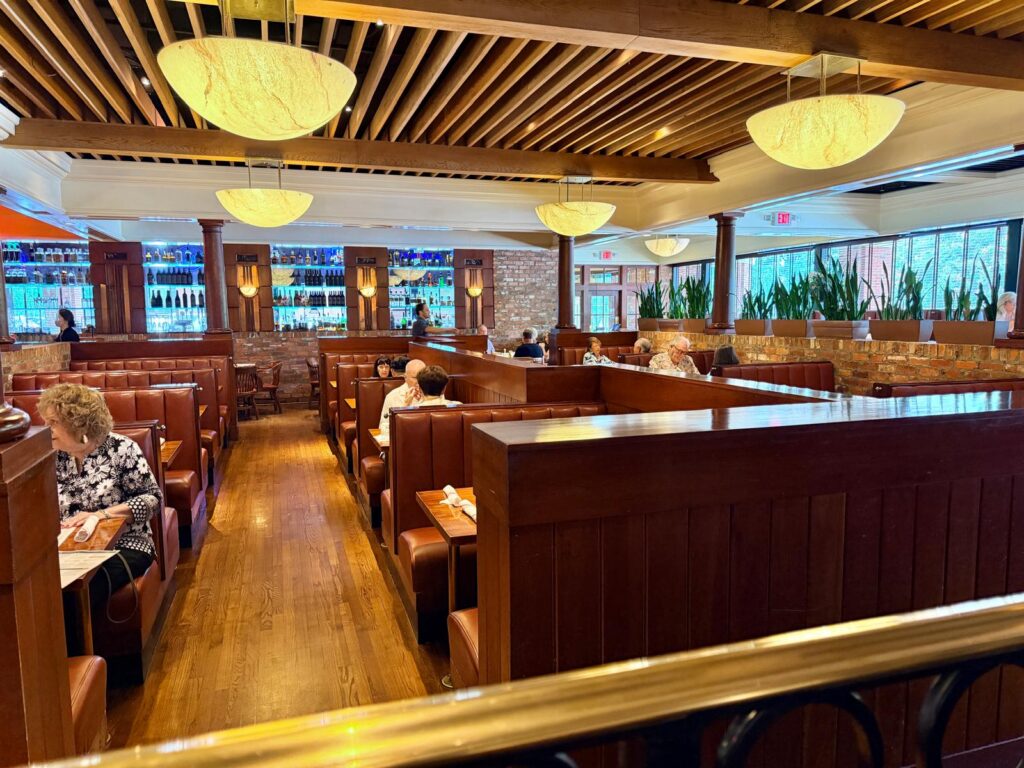 Harper's Restaurant Greenboro sitting area booths