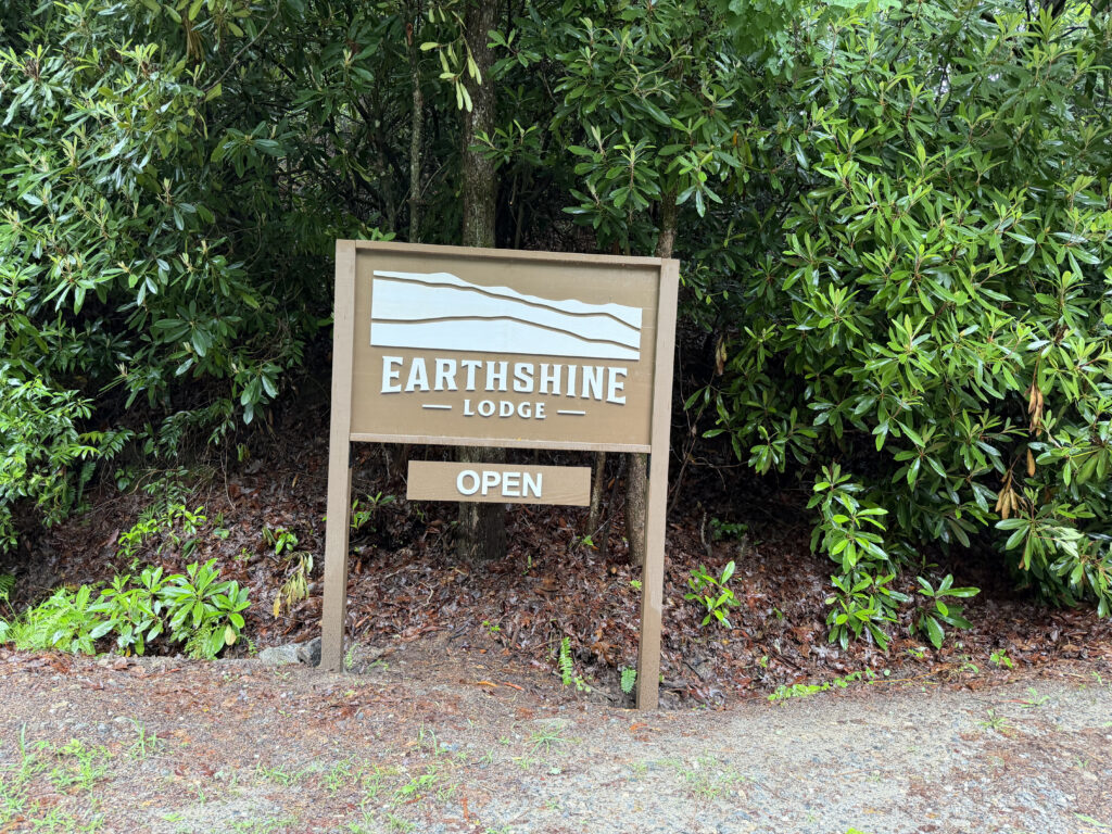 earthshine lodge nc