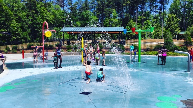 Barber Park Spray ground splashpad Greensboro, nc